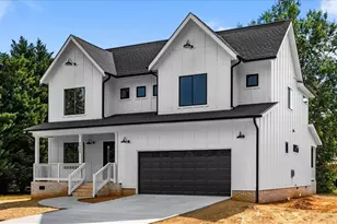 7905 Walkover Dr, Greensboro, NC 27455 - Photo 2