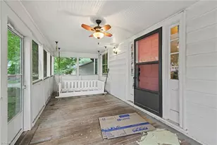 112 Erwin St, Mocksville, NC 27028 - Photo 8