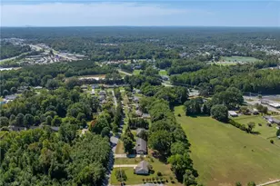 3803 Mulberry Ln, High Point, NC 27265 - Photo 32