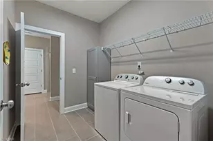 1009 Beechcrest Dr, Kernersville, NC 27284 - Photo 18