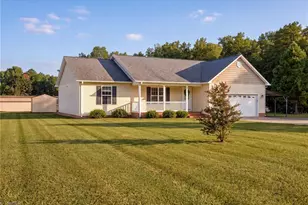 945 Tussey Rd, Lexington, NC 27295 - Photo 1