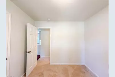 4154 Edgeware Road, Winston-Salem, NC 27106 - Photo 8