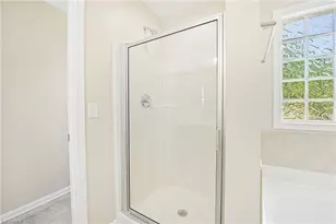 2080 Glenkirk Dr, Burlington, NC 27215 - Photo 26