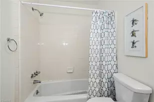 102 Wafco Ln, Greensboro, NC 27401 - Photo 14