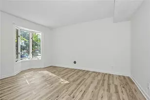 102 Wafco Ln, Greensboro, NC 27401 - Photo 4