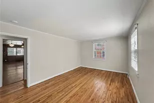 2010 Liberty Dr, Greensboro, NC 27408 - Photo 4