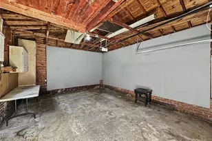 2010 Liberty Dr, Greensboro, NC 27408 - Photo 24