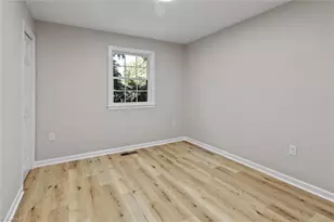 1009 Sykes Ave, Greensboro, NC 27405 - Photo 14