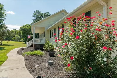 5360 Muirfield Drive, Lexington, NC 27295 - Photo 4