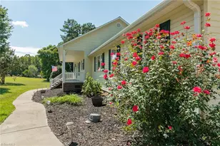 5360 Muirfield Dr, Lexington, NC 27295 - Photo 4