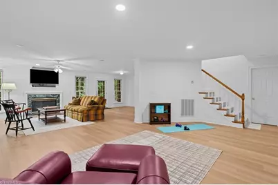 5012 Warm Springs Point, Greensboro, NC 27455 - Photo 28