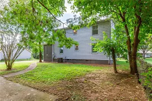 213 E Moore Ave, High Point, NC 27263 - Photo 32
