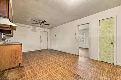 302 E 17th Street, Scotland Neck, NC 27874 - Photo 16