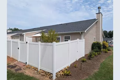 1008 Chesapeake Lane, Archdale, NC 27263 - Photo 4