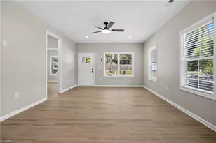 806 High St, Burlington, NC 27215 - Photo 12