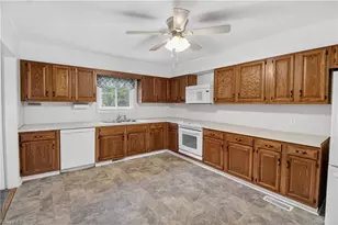 609 Robin Ln, Archdale, NC 27263 - Photo 18