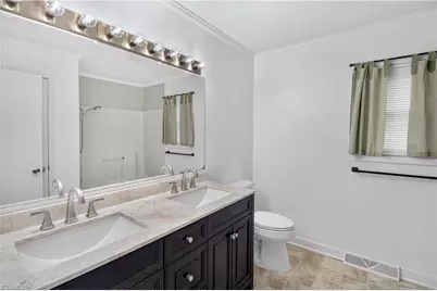 609 Robin Lane, Archdale, NC 27376 - Photo 14