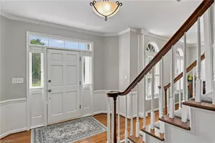4025 Huntscroft Ln, Winston-Salem, NC 27106 - Photo 8