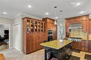 4025 Huntscroft Ln, Winston-Salem, NC 27106 - Photo 2