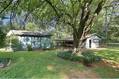 4906 Yarmouth Drive, Greensboro, NC 27407 - Photo 6