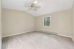 4906 Yarmouth Dr, Greensboro, NC 27407 - Photo 26