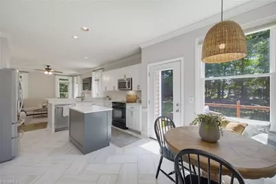 6101 Glenridge Court, Kernersville, NC 27284 - Photo 12