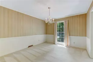 108 Cottonwood Dr, Jamestown, NC 27282 - Photo 6