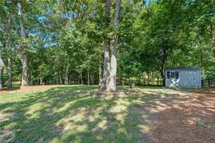 108 Cottonwood Dr, Jamestown, NC 27282 - Photo 38