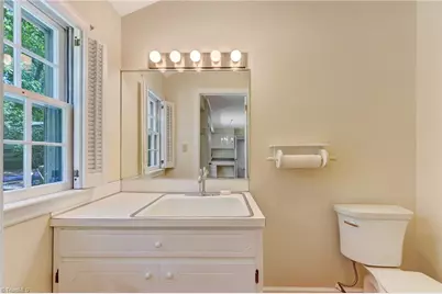 108 Cottonwood Drive, Jamestown, NC 27282 - Photo 14