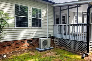 1096 Tuttle Rd, Rural Hall, NC 27045 - Photo 32