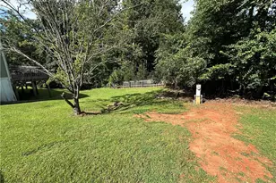 114 Pine St, New London, NC 28127 - Photo 22