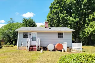 203 Kellam St, Stoneville, NC 27048 - Photo 32