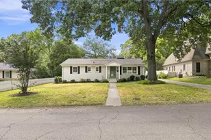 136 Lawndale Dr, Winston-Salem, NC 27104 - Photo 2