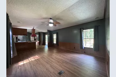 210 Star View Drive, King, NC 27021 - Photo 6