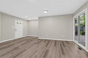 2110 Kylemore Dr, Greensboro, NC 27406 - Photo 14