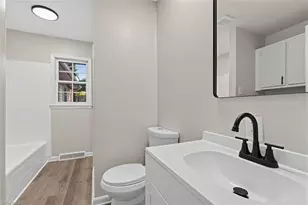 2110 Kylemore Dr, Greensboro, NC 27406 - Photo 10