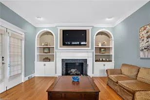 2219 W Friendly Ave, Greensboro, NC 27403 - Photo 8