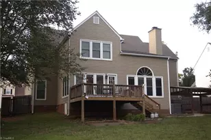 5805 Starboard Dr, Greensboro, NC 27410 - Photo 2