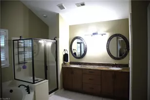 5805 Starboard Dr, Greensboro, NC 27410 - Photo 22