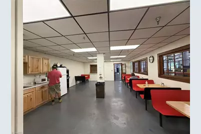 315 E Main Street, Elkin, NC 28621 - Photo 16
