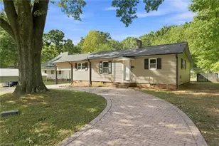 102 Cardwell St, Madison, NC 27025 - Photo 1