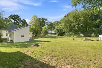 102 Cardwell Street, Madison, NC 27025 - Photo 40