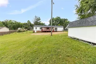 1141 Cook St, Winston-Salem, NC 27105 - Photo 32