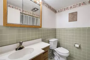 218 Williamson St, Burlington, NC 27215 - Photo 18