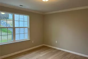 4032 Winding Vine Ln, Greensboro, NC 27410 - Photo 10