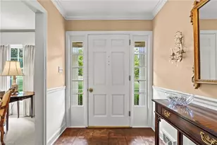 927 Kingston Dr, High Point, NC 27262 - Photo 4