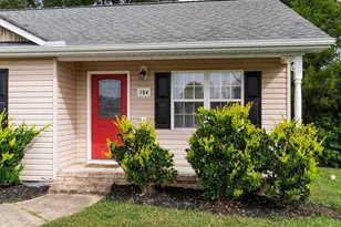 104 Taylors Ct, Burlington, NC 27217 - Photo 2