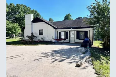 2 Terrell Place, Louisburg, NC 27549 - Photo 2