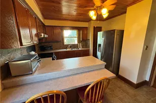 200 W King St, King, NC 27021 - Photo 32