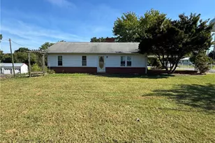 200 W King St, King, NC 27021 - Photo 10